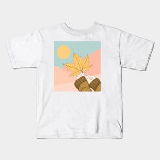 SEASON CHANGE Kids T-Shirt